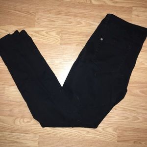 Black Skinny Jeans